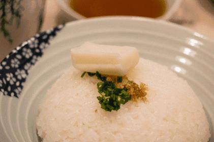 豬油拌飯：不知有多少朋友對它魂?duì)繅衾@！